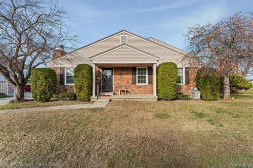 15895 Cambridge Dr, Clinton Twp, MI, 48038-1083 | Card Image