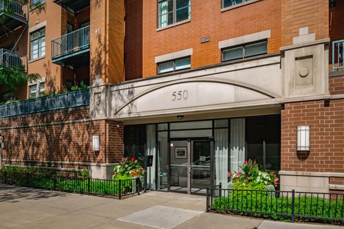 apt-301-550 W Fulton St, Chicago, IL, 60661-1325 | Card Image