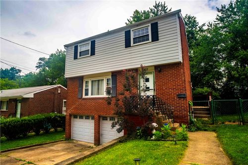 622 National Dr, Penn Hills, PA, 15235-2030 | Card Image