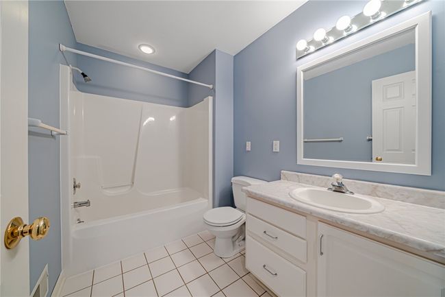 202 Apple Blossom Ct, Condo with 2 bedrooms, 3 bathrooms and 2 parking in Delmont PA | Image 17