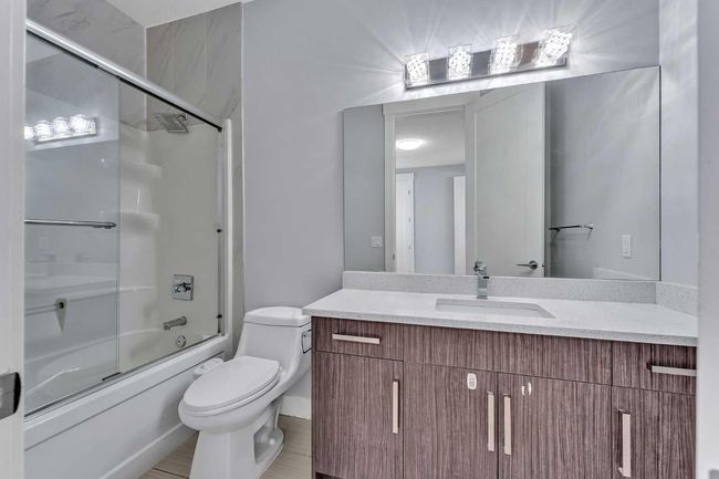 197 Kinniburgh Circle, House other with 5 bedrooms, 5 bathrooms and 6 parking in Chestermere AB | Image 32