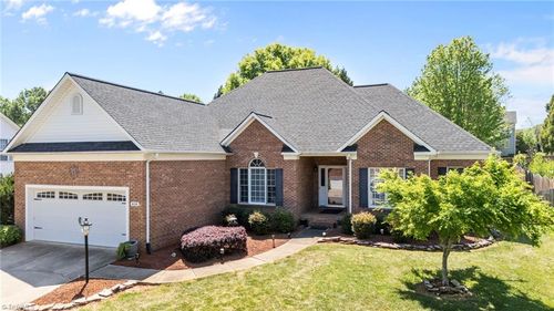 408 Maverick Trail Dr, King, NC, 27021-8756 | Card Image