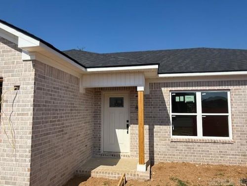 401 Parkway Ave, Morrilton, AR, 72110-1567 | Card Image