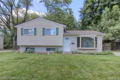 1671 Foley Avenue, Home with 3 bedrooms, 1 bathrooms and null parking in Ypsilanti Twp MI | Image 1