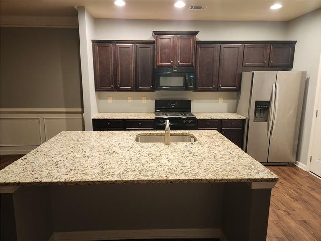 2727 Morgan Glen Rd, Townhouse with 2 bedrooms, 3 bathrooms and null parking in Buford GA | Image 5