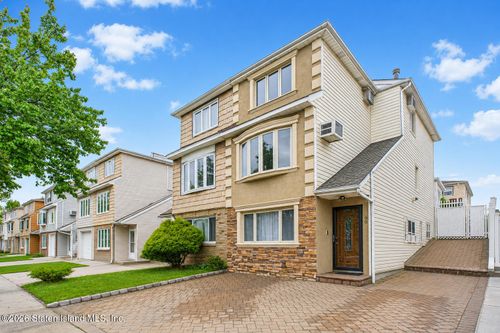 190 Sandalwood Drive, Staten Island, NY, 10308 | Card Image