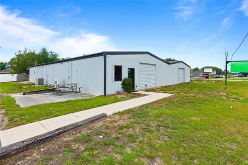 15617 Old Us Highway 441, Tavares, FL, 32778-5083 | Card Image