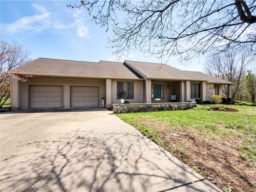 302 N Hutton Drive, Newton, IL, 62448 | Card Image