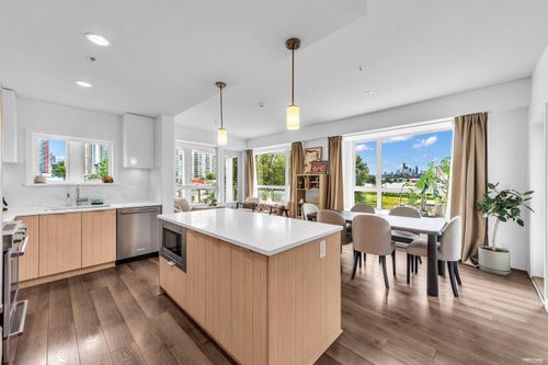 2188 Madison Ave, Burnaby, BC, V5C0J8 | Card Image