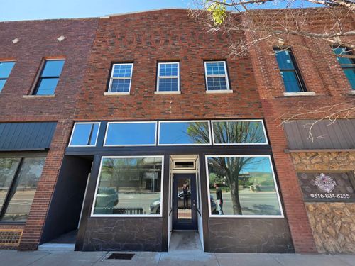 419 N Main St, Newton, KS, 67114-2231 | Card Image