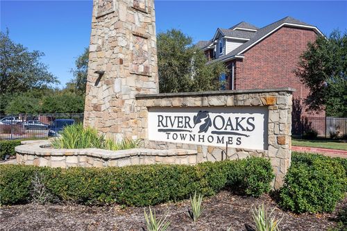 apt-402-305 Holleman Dr E, College Station, TX, 77840-7063 | Card Image