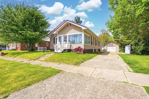 412 W 6th St, Bicknell, IN, 47512-1622 | Card Image