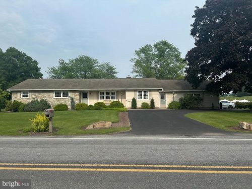 332 Zion Grove Rd, RINGTOWN, PA, 17967-9351 | Card Image
