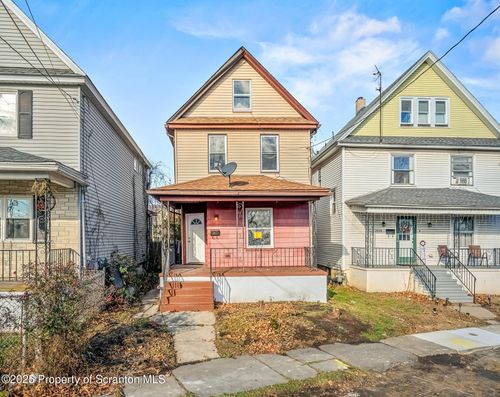 1057 Euclid Ave, Scranton, PA, 18504-1225 | Card Image