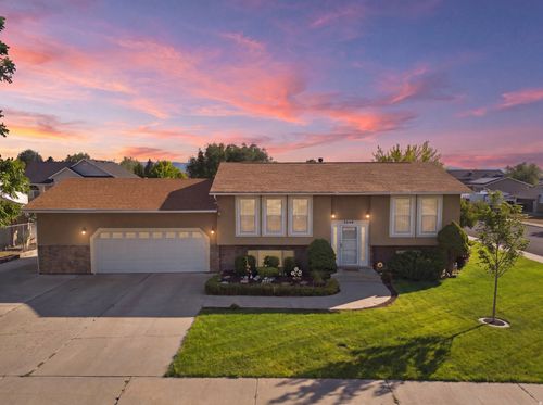 1245 N 200 W, Orem, UT, 84057-2624 | Card Image