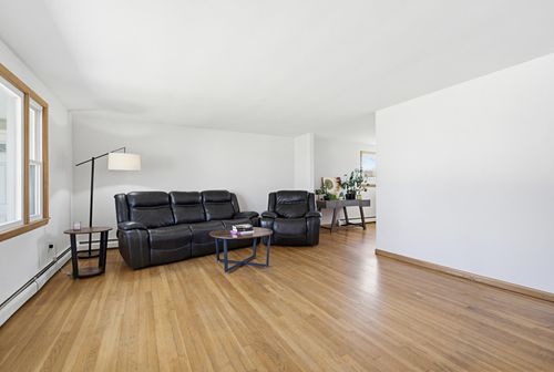 167 Alexander Dr, Manchester, NH, 03109-4503 | Card Image