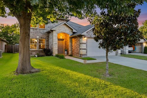 2209 Timothy Dr, Mckinney, TX, 75071-2434 | Card Image