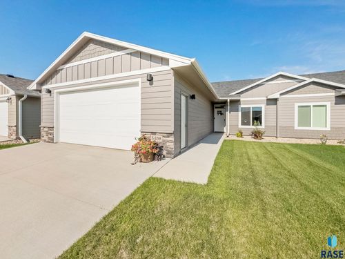 5409 S Mumford Ave, Sioux Falls, SD, 57108-3257 | Card Image