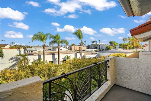 2-231 N Broadway, Redondo Beach, CA, 90277 | Card Image