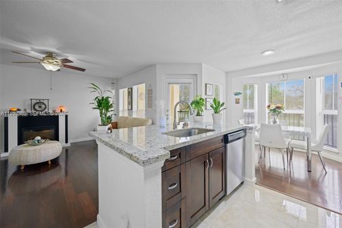1521-777 Riverside Dr, Coral Springs, FL, 33071-7059 | Card Image