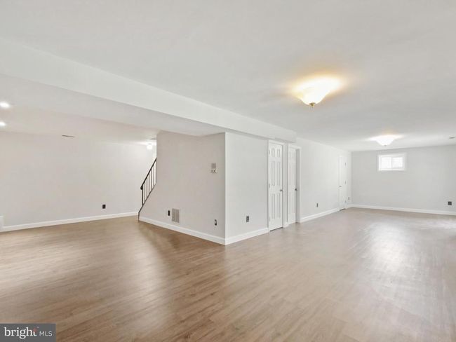 9228 Lake Braddock Dr, House other with 5 bedrooms, 4 bathrooms and null parking in BURKE VA | Image 37