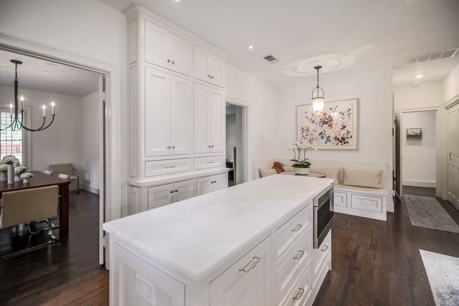 2908 Glenview Ave, House other with 3 bedrooms, 2 bathrooms and 2 parking in Austin TX | Image 7
