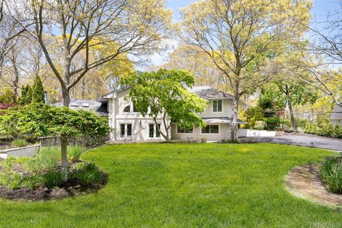 27 Bay Avenue W, Southampton, NY, 11946 | Card Image