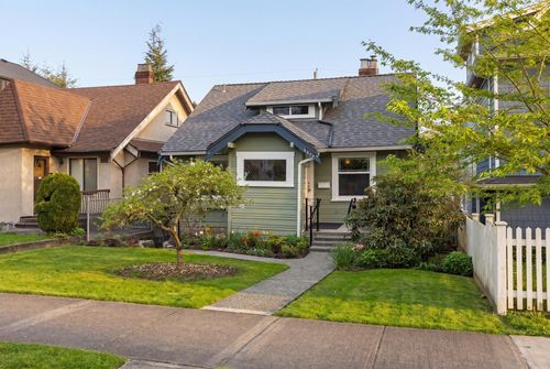 2273 E 2nd Ave, Vancouver, BC, V5N1G1 | Card Image