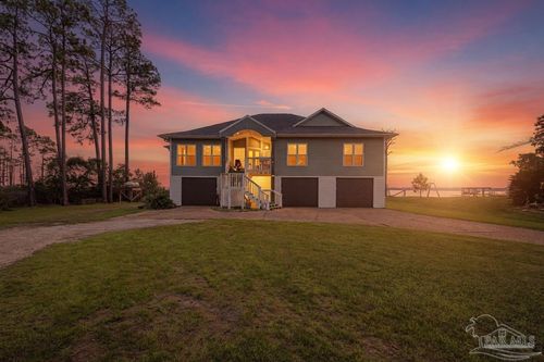 4501 Bayside Dr, Milton, FL, 32583-8423 | Card Image