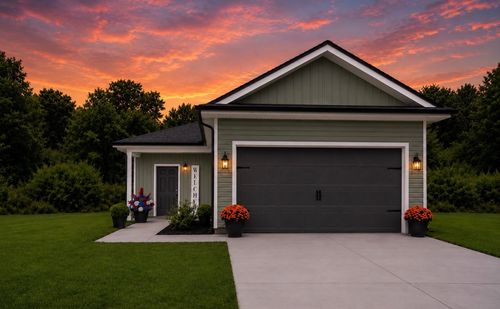 18 Stonehenge Cir, Manchester, TN, 37355-4604 | Card Image