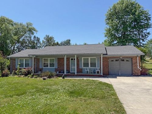 105 Vickers Dr, McMinnville, TN, 37110-1156 | Card Image