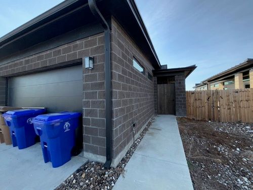 b-2714 Grace Cir, Corpus Christi, TX, 78414-1440 | Card Image