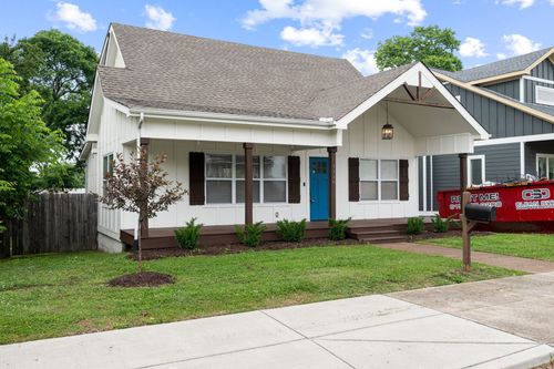 1110 Stainback Ave, Nashville, TN, 37207-5722 | Card Image