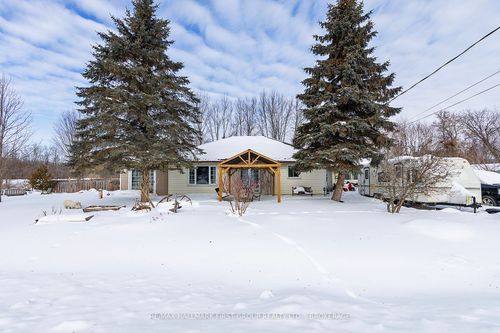 469 Absalom Rd, Bath, ON, K0H1G0 | Card Image