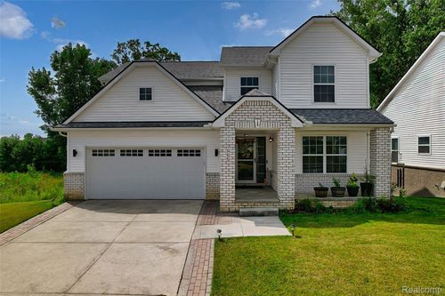 569 Pattan Dr, Wixom, MI, 48393 | Card Image