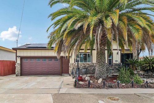 9535 Lakeview Dr, La Mesa, CA, 91942-4179 | Card Image