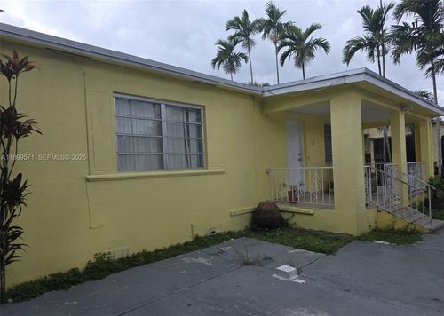 250 Nw 63rd Ct, Miami, FL, 33126-4541 | Card Image