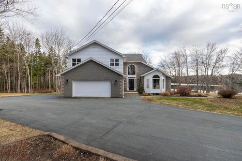 35 Longburn Dr, Hammonds Plains, NS, B4B1N4 | Card Image