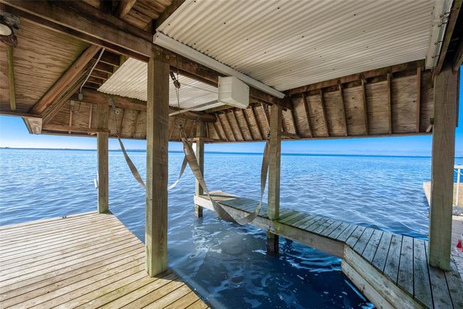 131 Isles End Rd, House other with 4 bedrooms, 5 bathrooms and 2 parking in Tiki Island TX | Image 48