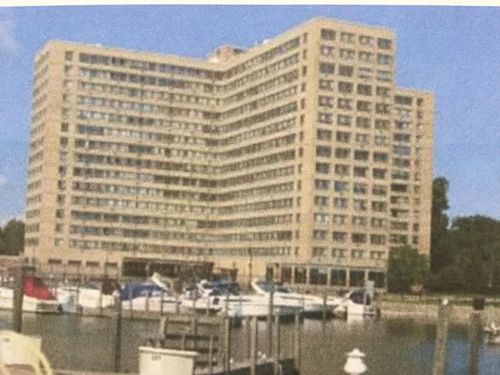 1012-8900 E Jefferson Ave, Detroit, MI, 48214-4180 | Card Image