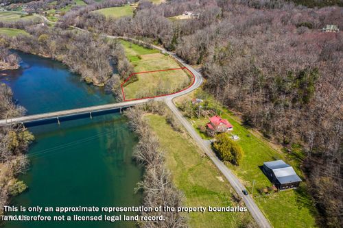 19 Bewleys Chapel Rd, Midway, TN, 37809-4743 | Card Image
