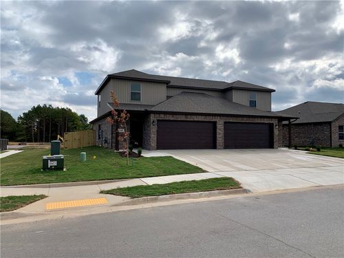 400 Red Robin St, Centerton, AR, 72719-6069 | Card Image