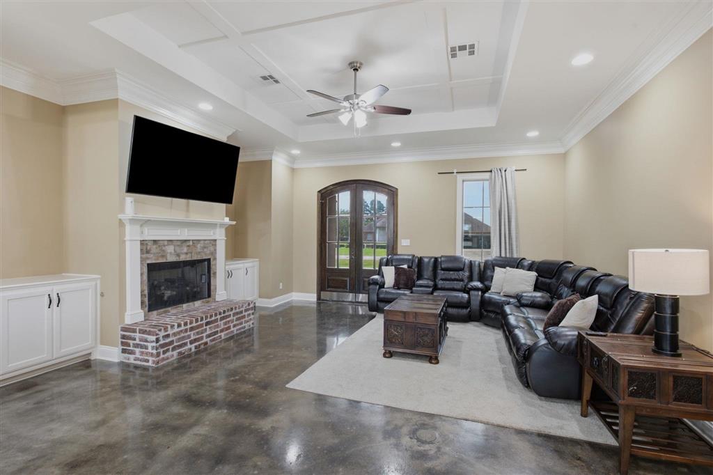 Residential in Jennings 4