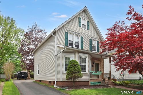 165 Grand St, Middletown, CT, 06457-2652 | Card Image