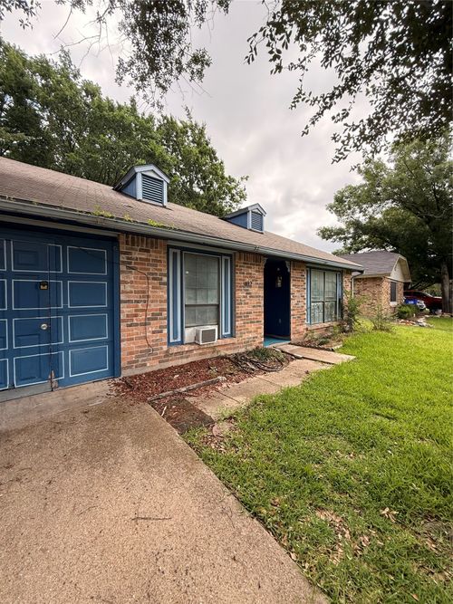 402 Magnolia Dr, Forney, TX, 75126-9645 | Card Image