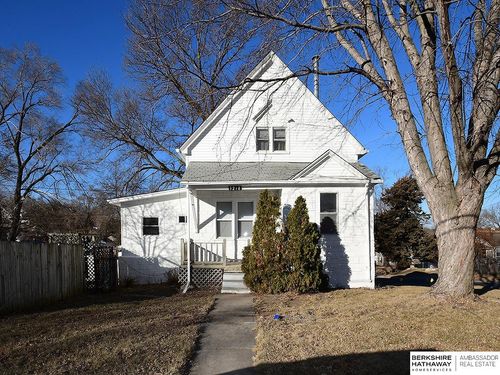 3218 N 66th St, Omaha, NE, 68104-3200 | Card Image