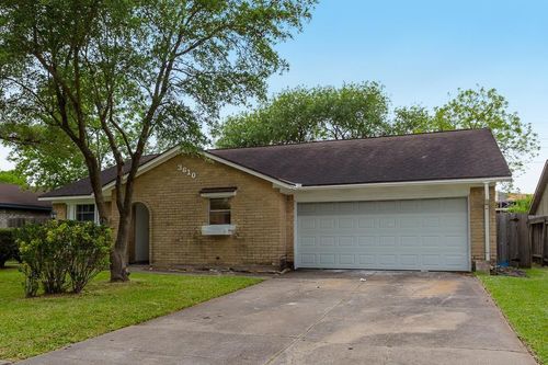 3610 Brier Gardens Dr, Houston, TX, 77082-3902 | Card Image