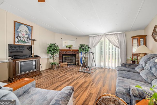 177 E Silver Shoals Rd, House other with 3 bedrooms, 2 bathrooms and null parking in Toccoa GA | Image 4