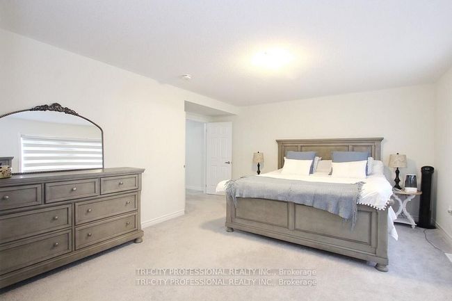 16 Dolucci Cres, House other with 4 bedrooms, 3 bathrooms and 2 parking in Brampton ON | Image 35