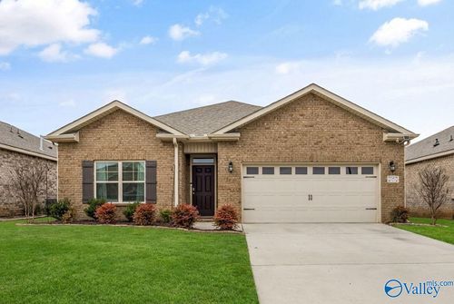 27572 Dieken Dr, Athens, AL, 35613-7664 | Card Image